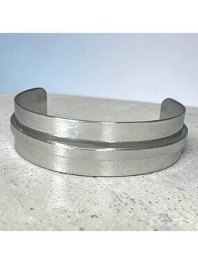 Modern Silver‑Tone Double‑Band Cuff Bracelet • Minimalist Overlap Design Adjusta